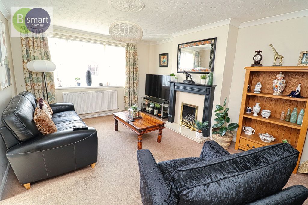 Property photo 2 of 13 Img_4987