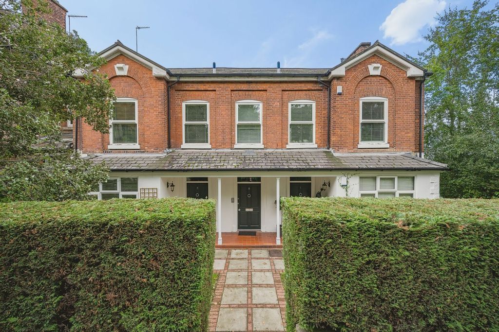 Property photo 1 of 18
