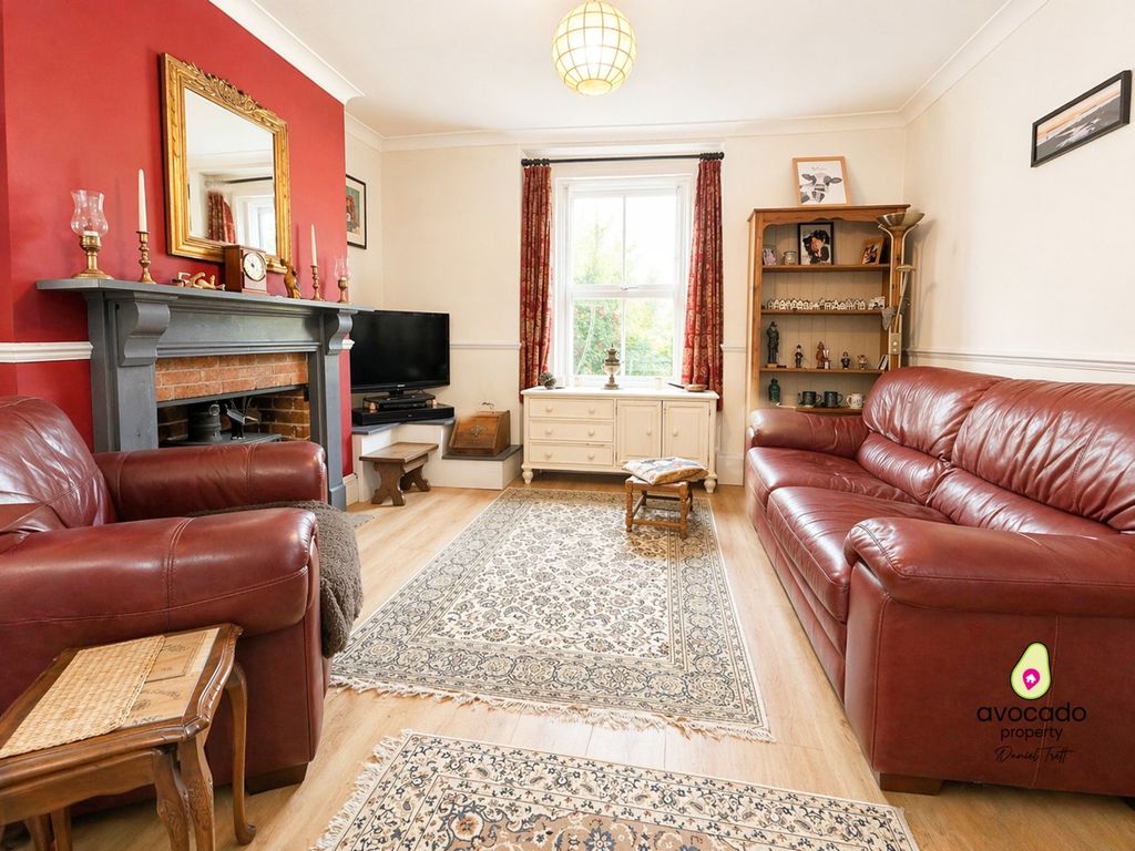 Property photo 3 of 23 5075924