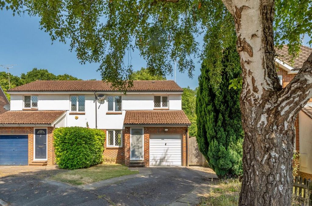 Property photo 1 of 16 1149453 (1) Cropped.Jpg