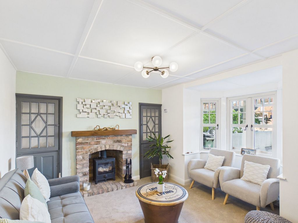 Property photo 2 of 21