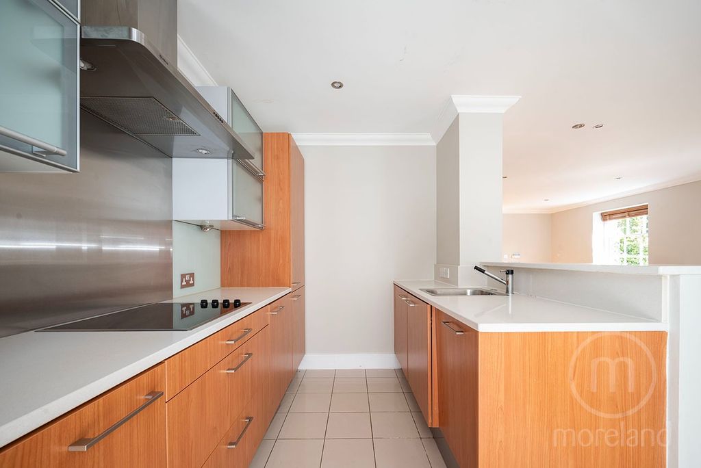 Property photo 3 of 10 3567309