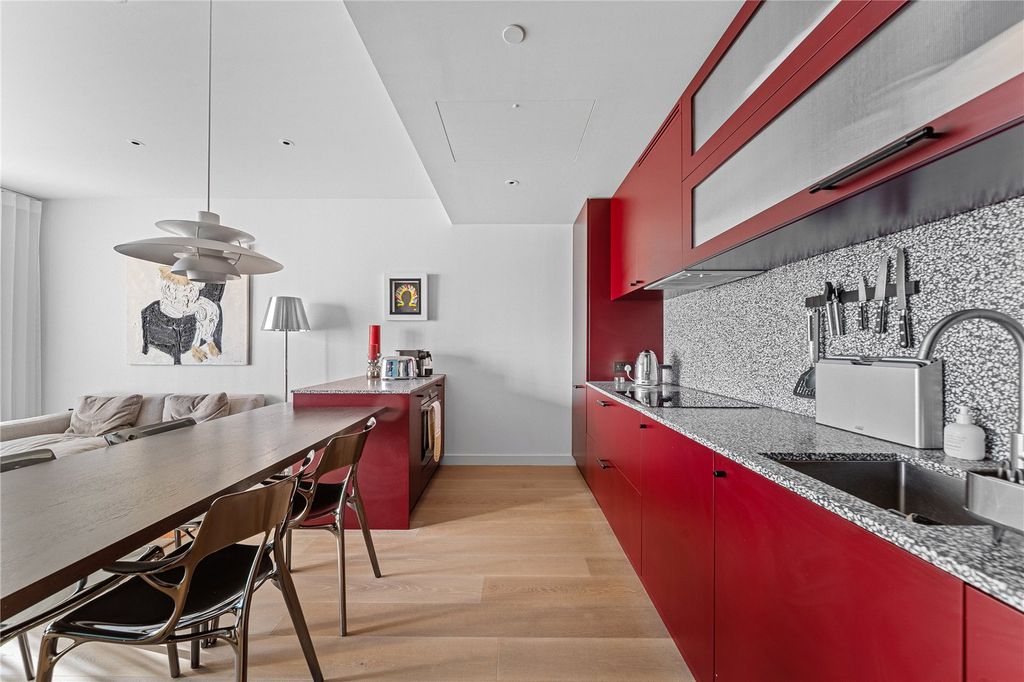 Property photo 3 of 14 Picture No. 05