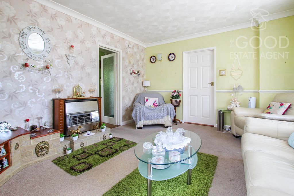 Property photo 3 of 15
