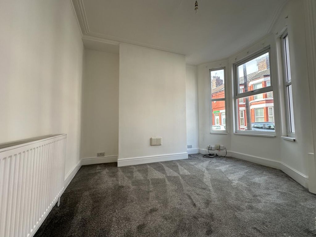 Property photo 2 of 8 Living Room