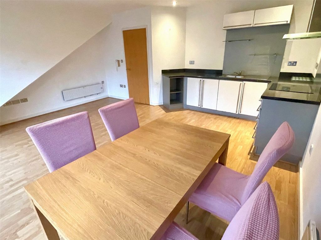 Property photo 2 of 11 Open Plan Living