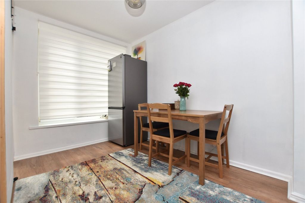 Property photo 3 of 17 Picture No. 05