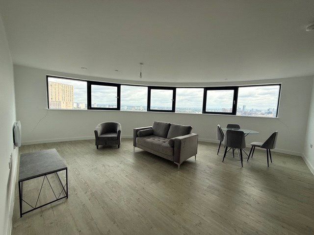 Property photo 1 of 8 Lounge