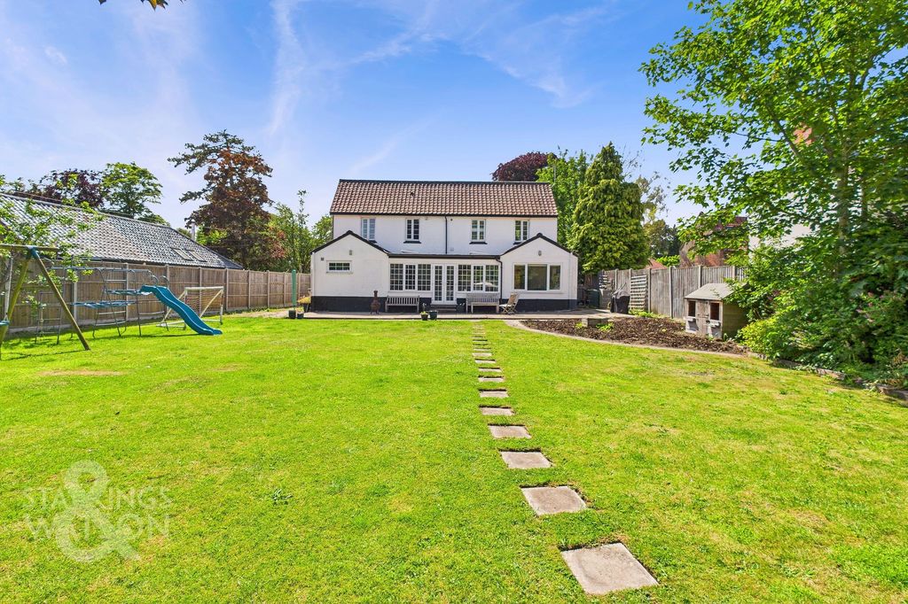 Property photo 1 of 31