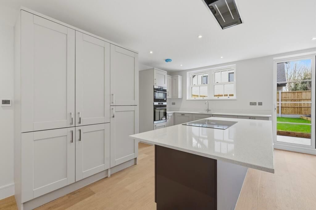 Property photo 3 of 13 Kitchen2.Jpg