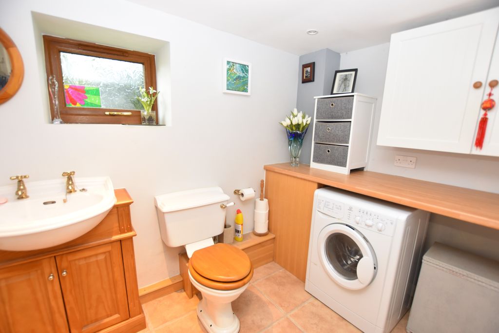 Property photo 3 of 22