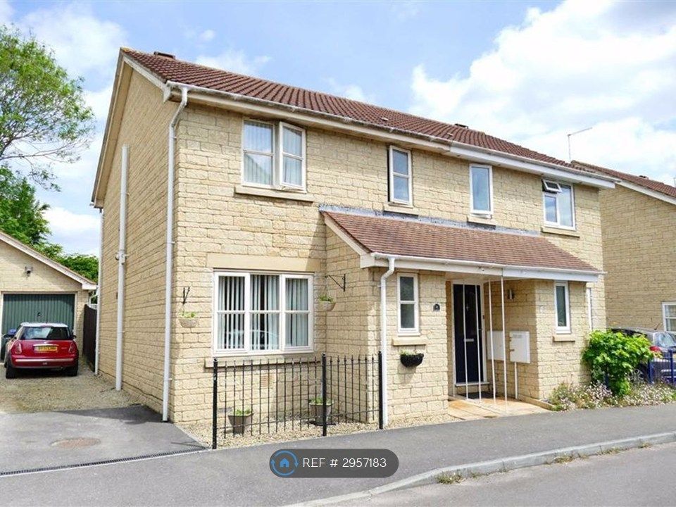 Property photo 1 of 8