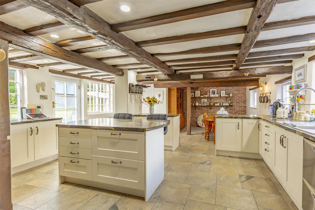 Property photo 3 of 30 Dining/Living Kitchen