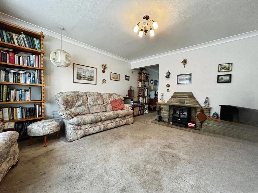 Property photo 3 of 19 Pbox-Img.Jpg