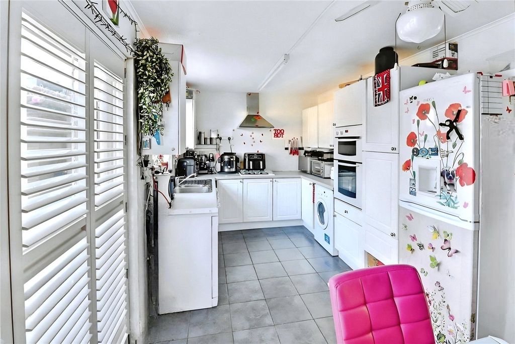 Property photo 3 of 10 Picture No. 19