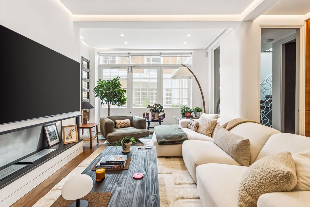 Property photo 2 of 21 Image