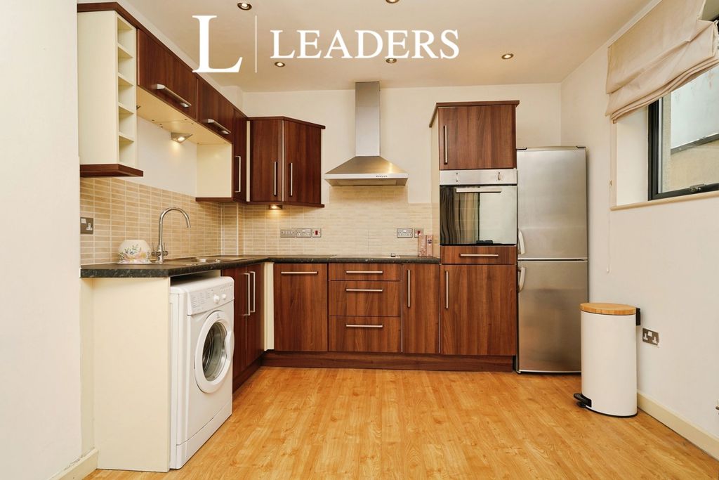 Property photo 3 of 12 Pbox-Img.Jpg