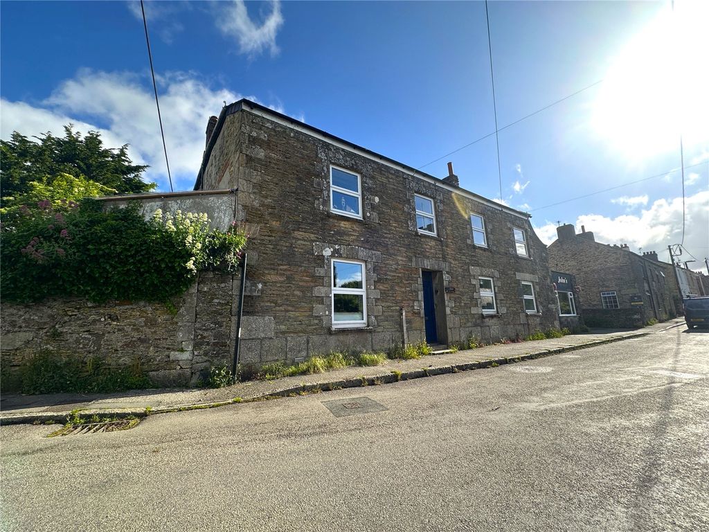Property photo 1 of 47 Picture No. 10