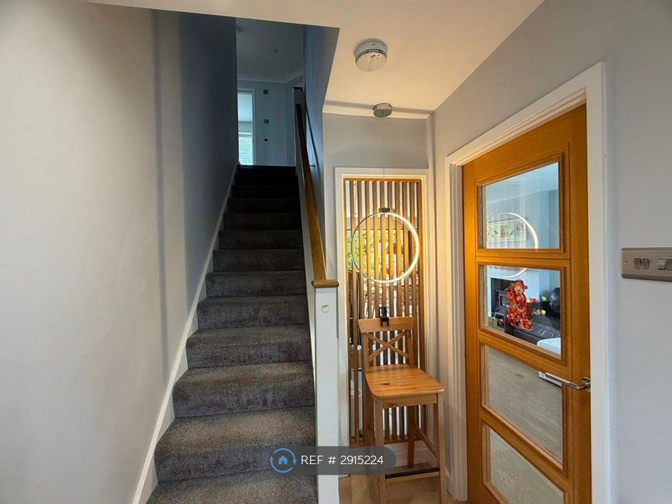 Property photo 2 of 30 Hallway