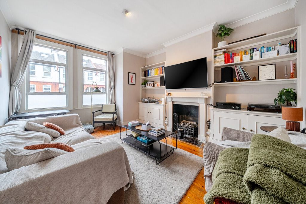 Property photo 1 of 17 Picture No. 23