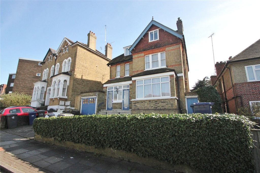 Property photo 1 of 10 Picture No. 01