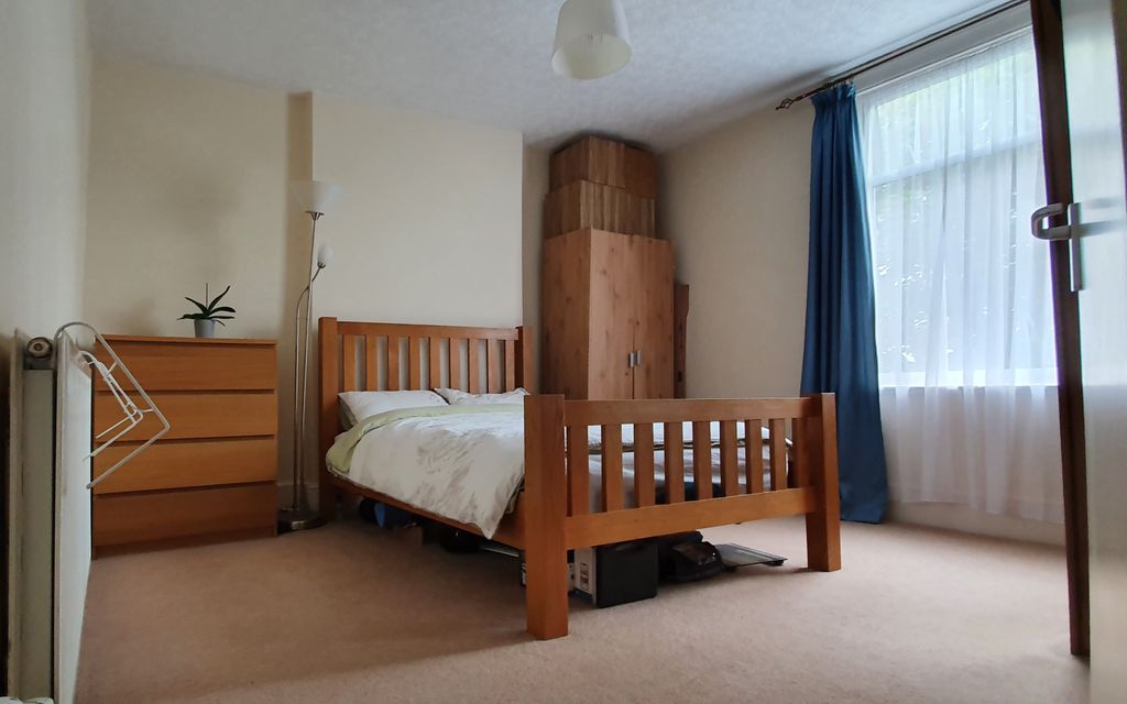 Property photo 3 of 5 Bedroom