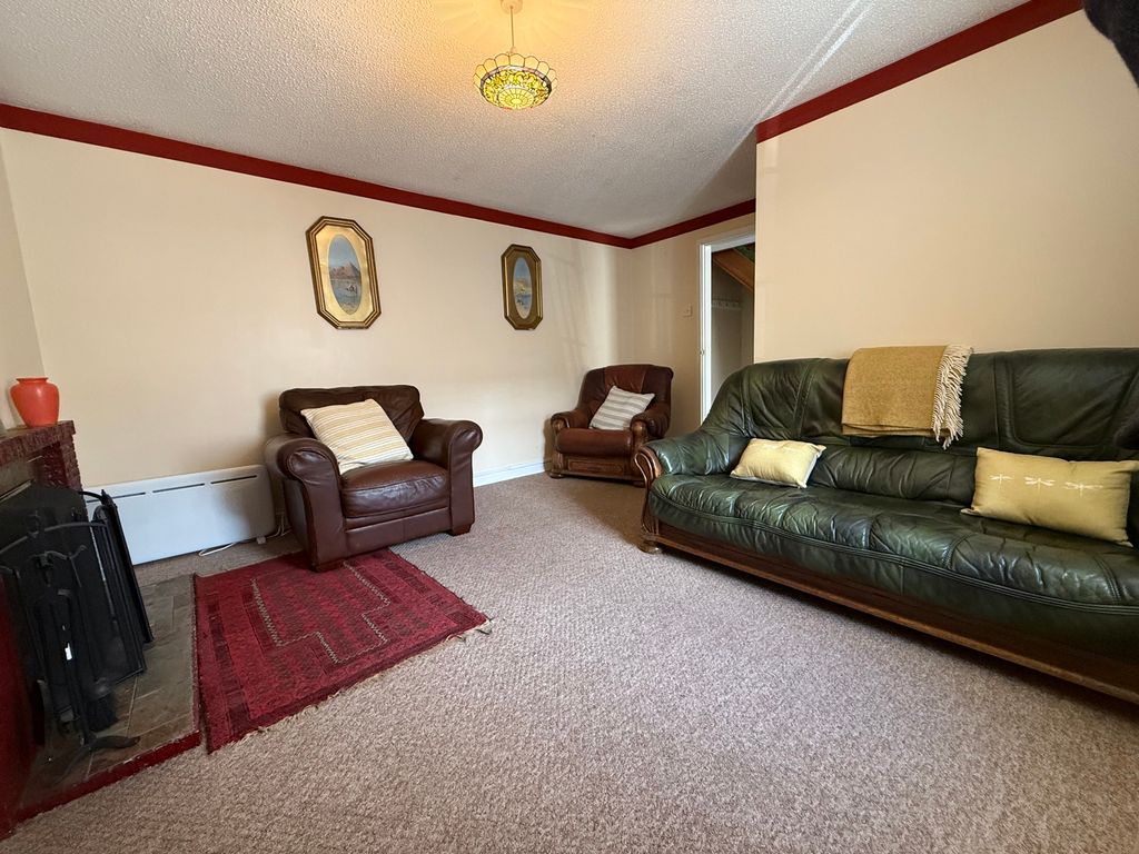Property photo 2 of 11 Photograph