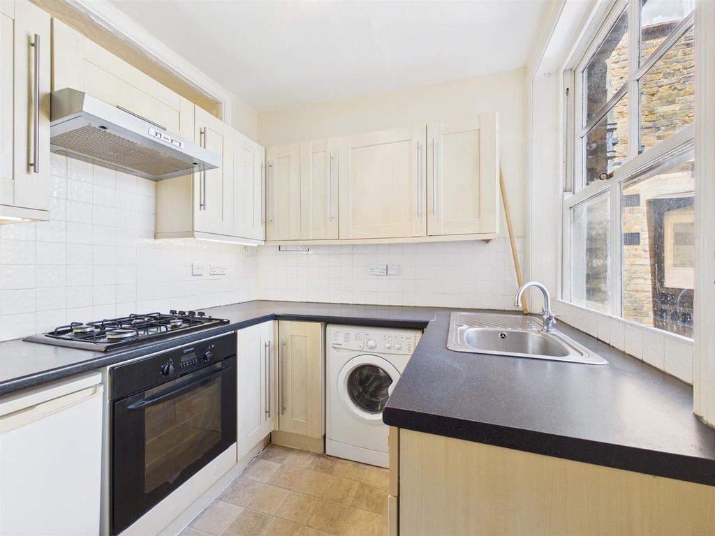 Property photo 3 of 15 Cam01358G0-Pr0237-Still016.Jpg