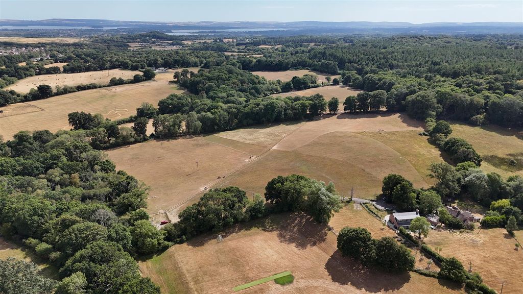 Property photo 1 of 8 Dji_20260805154520_0519_D.Jpg
