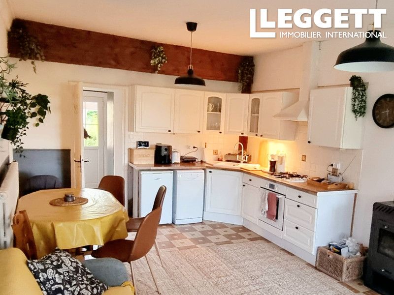 Property photo 2 of 9