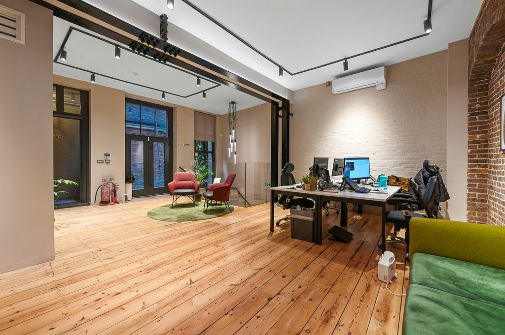 Property photo 3 of 14 Olrib81Aendellstreet25.Jpg