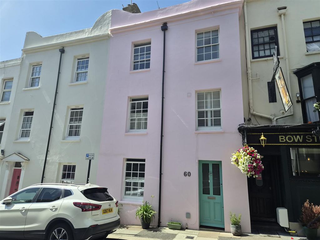 Property photo 1 of 18 6690.Jpg