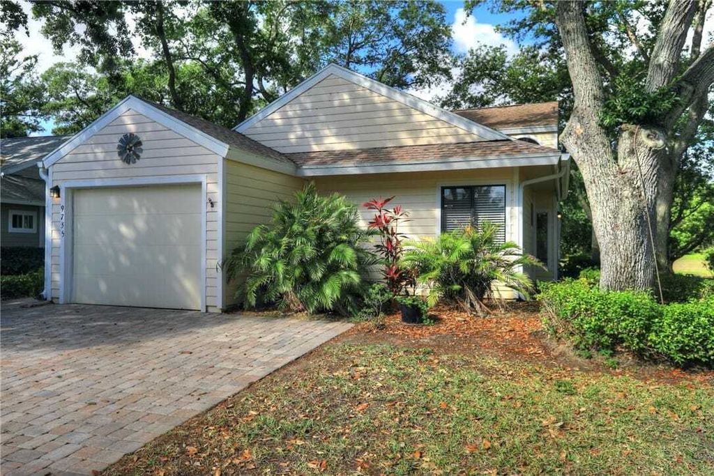 Property photo 1 of 31