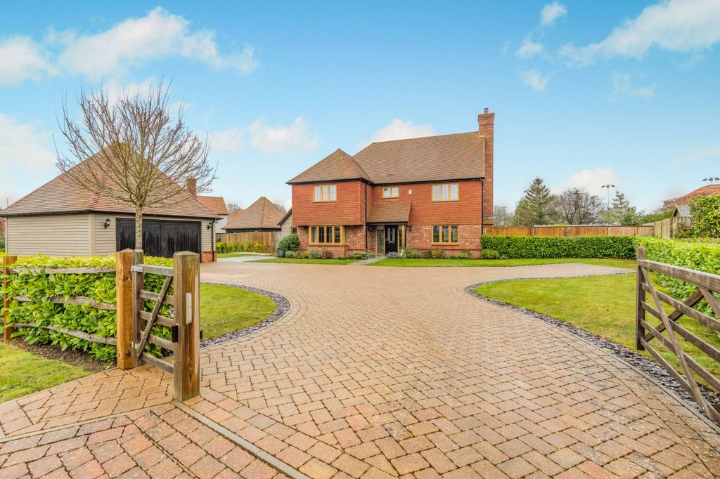 Property photo 1 of 20 Picture No. 28