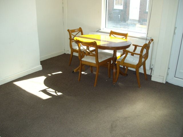 Property photo 3 of 6 Entrance Porch