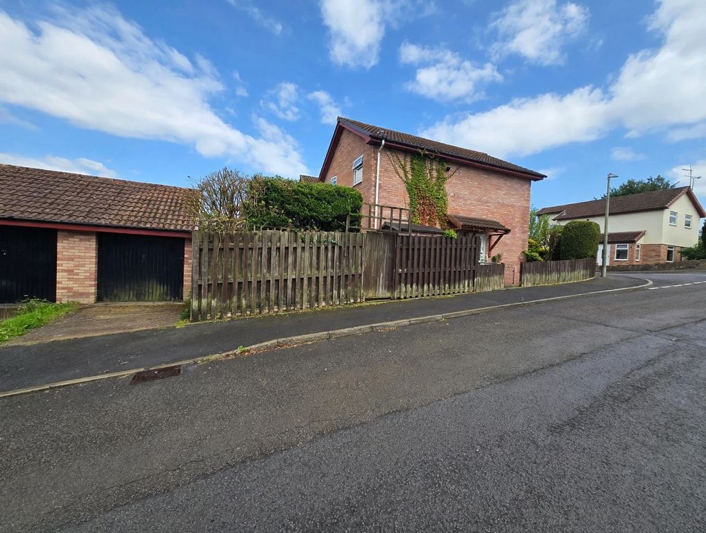 Property photo 1 of 25