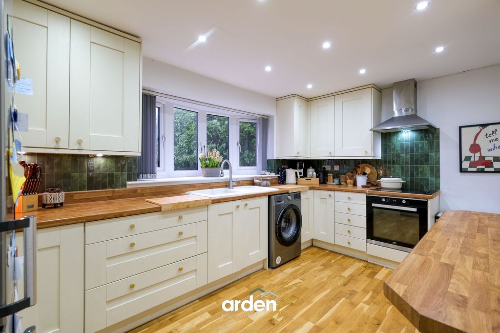 Property photo 2 of 15