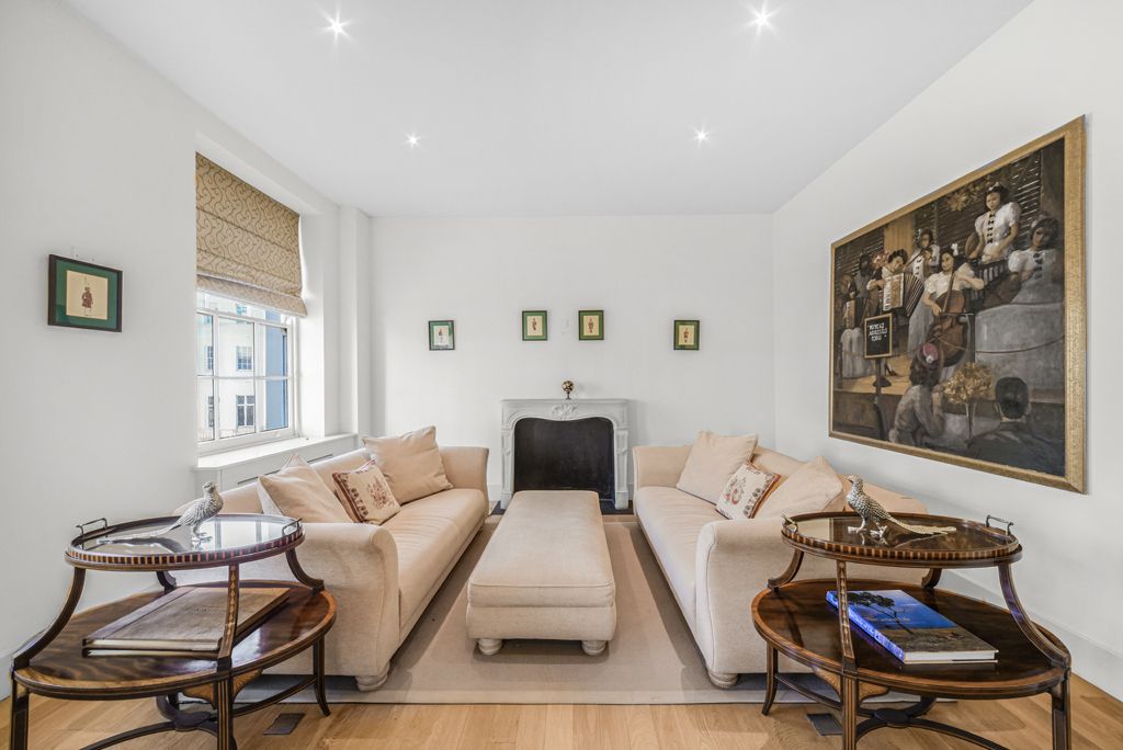 Property photo 2 of 20 Picture No. 24