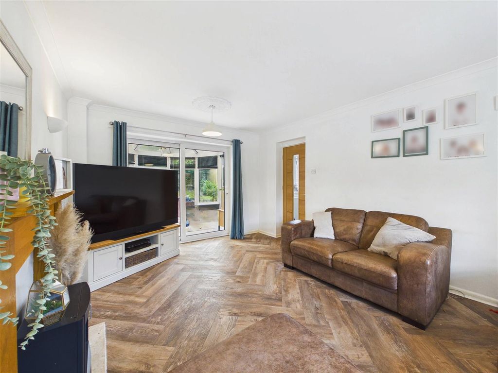 Property photo 2 of 22 56cc00E12E924911B73A516762Dcf4B3_100_Cam05476G0-Pr