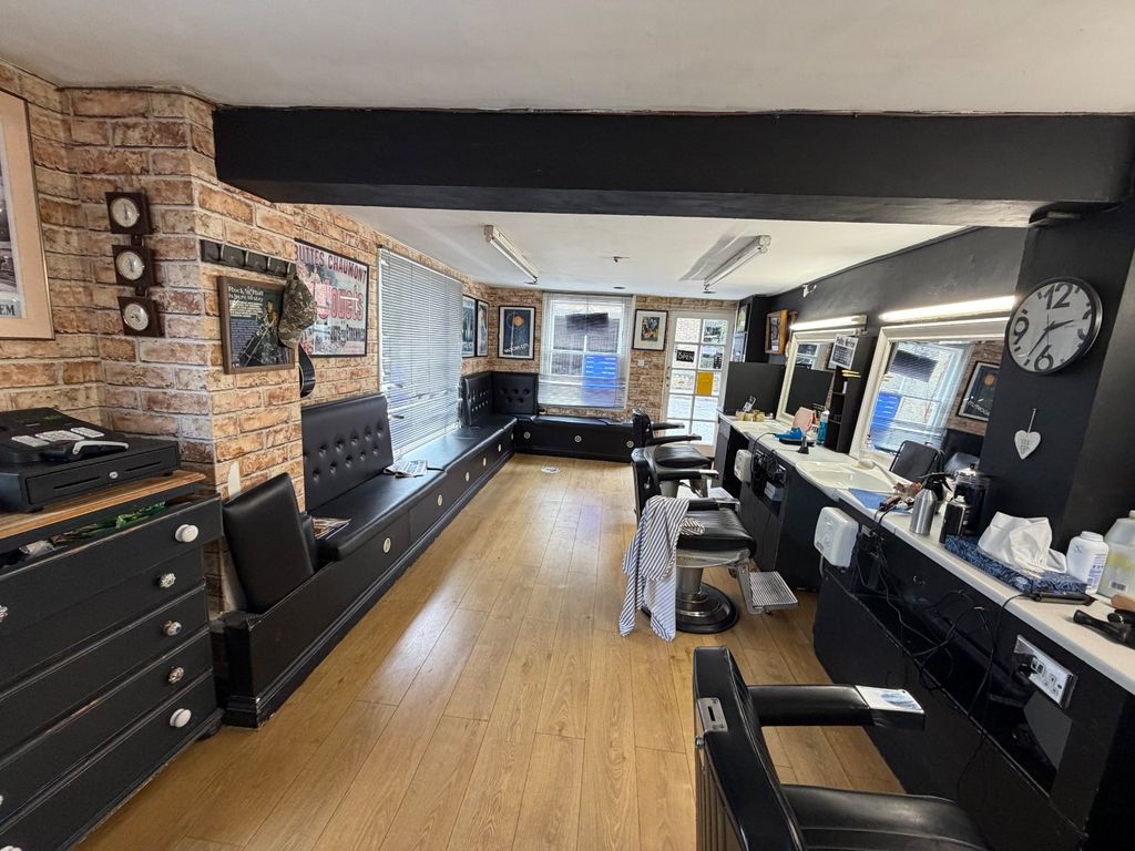 Property photo 3 of 5 Picture No. 03