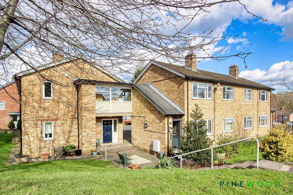 Property photo 1 of 18 Front