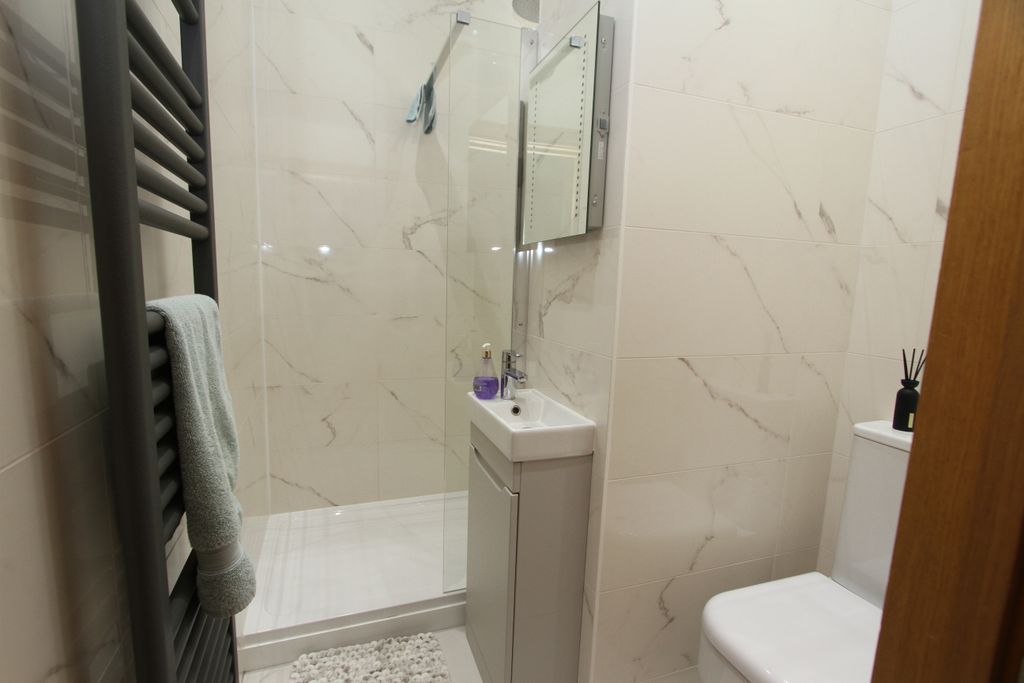 Additional image 13 of 3 bed flat for saleBolsover Road, Eastbourne BN20