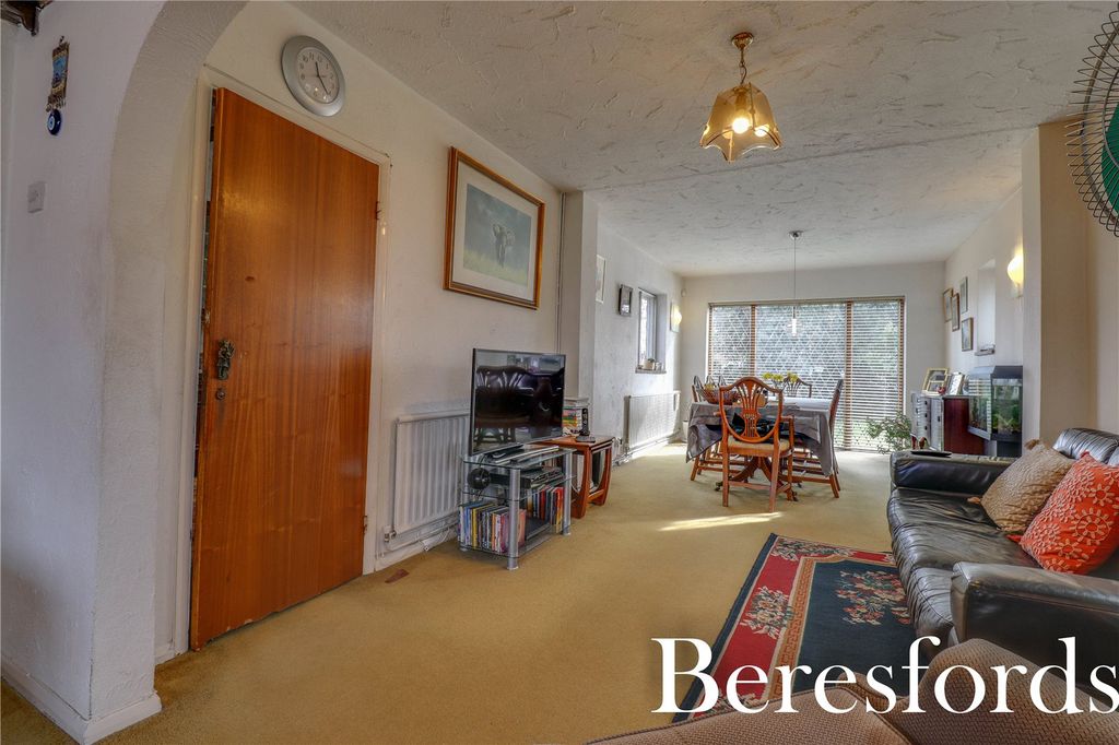 Property photo 3 of 14 Picture No. 02
