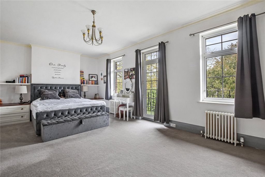 Property photo 3 of 18 Picture No. 35