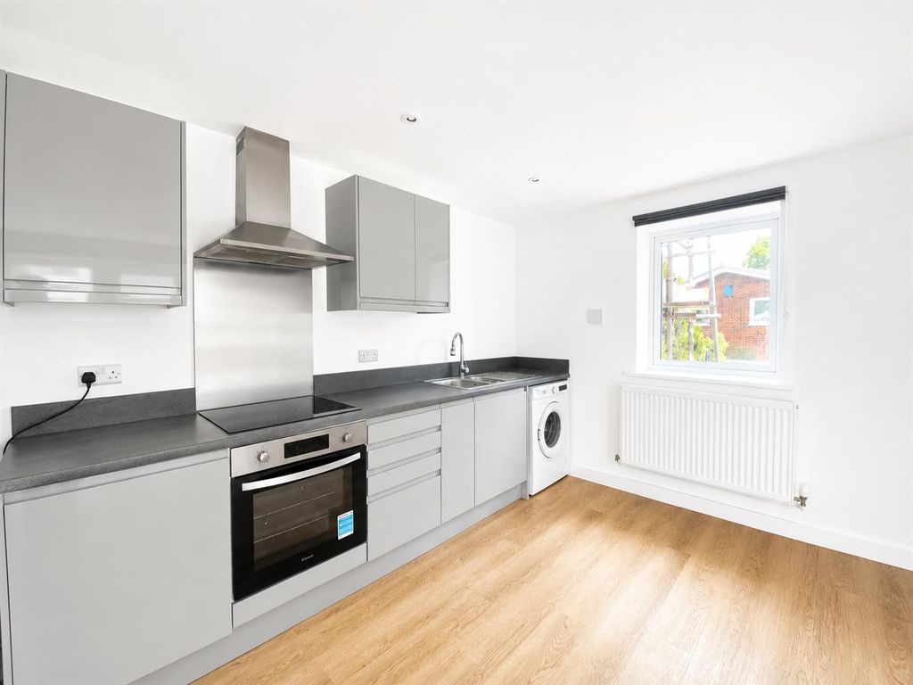 Property photo 2 of 10 Kitchen.Png