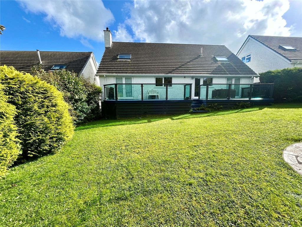 Property photo 3 of 19 Picture No. 17