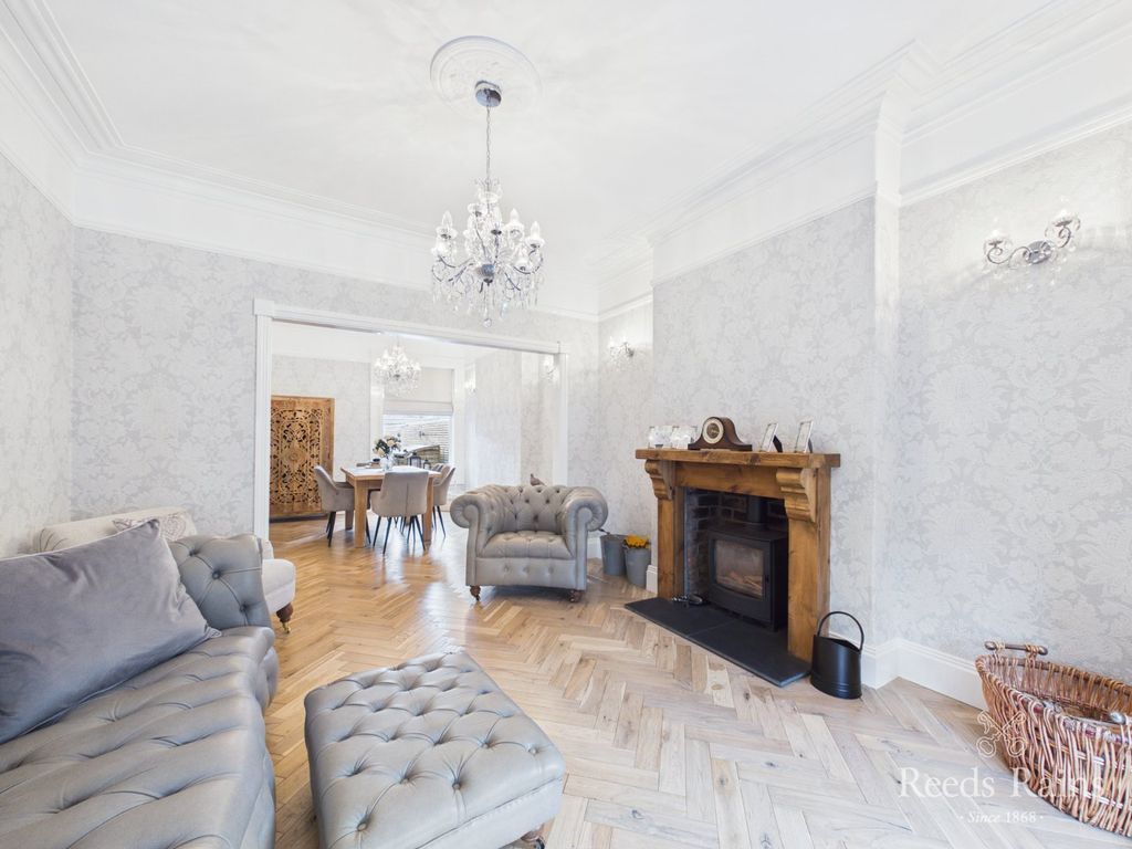 Property photo 3 of 36 Sitting Room