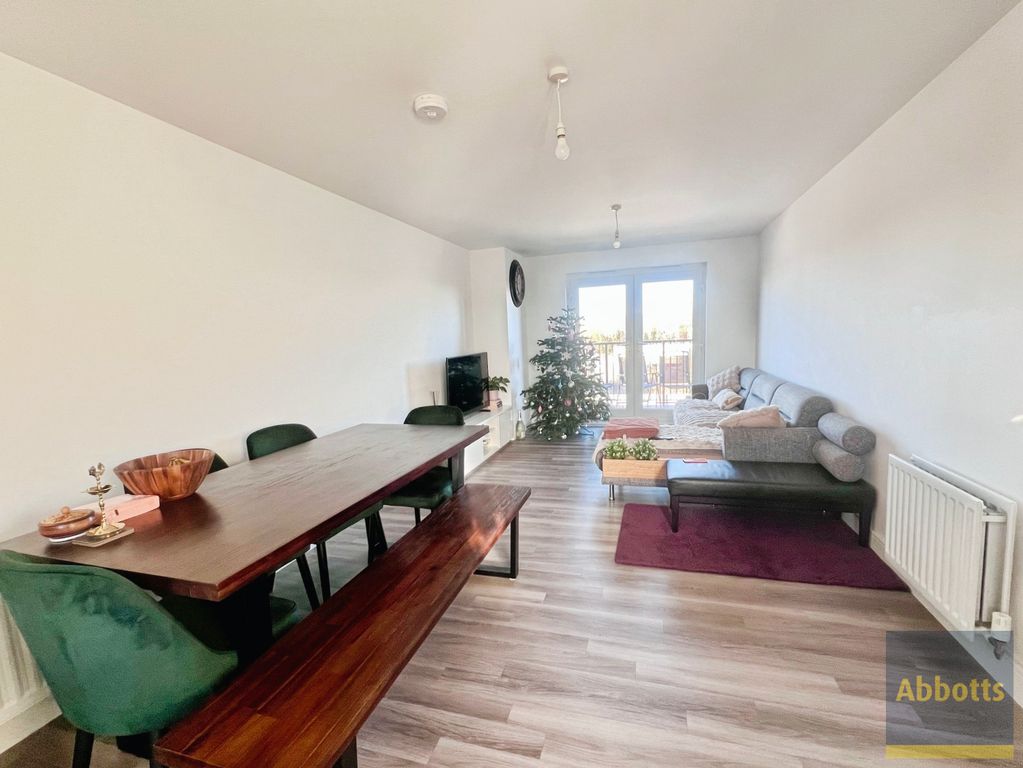 Property photo 2 of 13