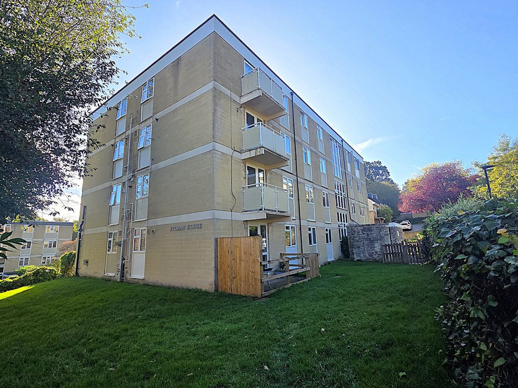 Property photo 2 of 7