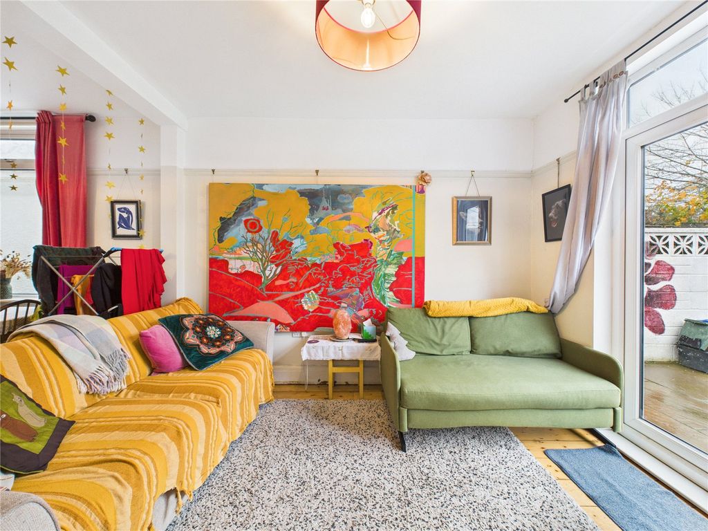 Property photo 3 of 20 Picture No. 38